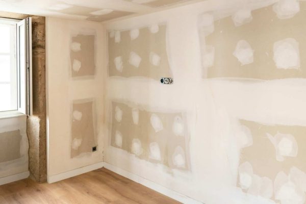 renovation-of-an-old-house-with-plaster-board-e1708603220646.jpg